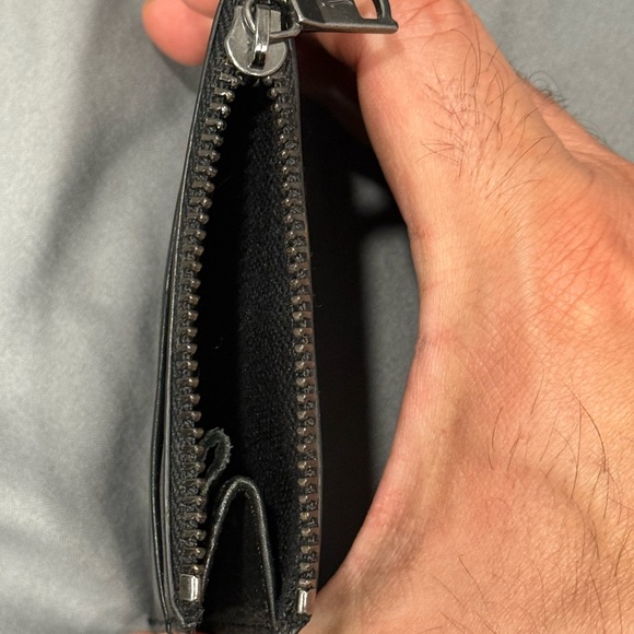 John Varvatos Textured Black Leather Card Wallet - Picture 3 of 4